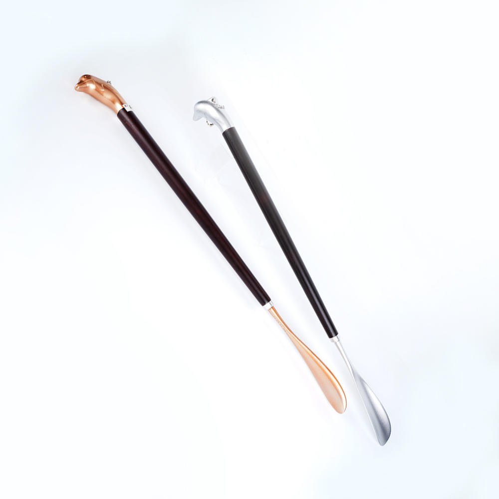 Factory Wholesale Metal Shoehorn Retro Durable Long Wood Handled Stainless Steel Shoe Horns