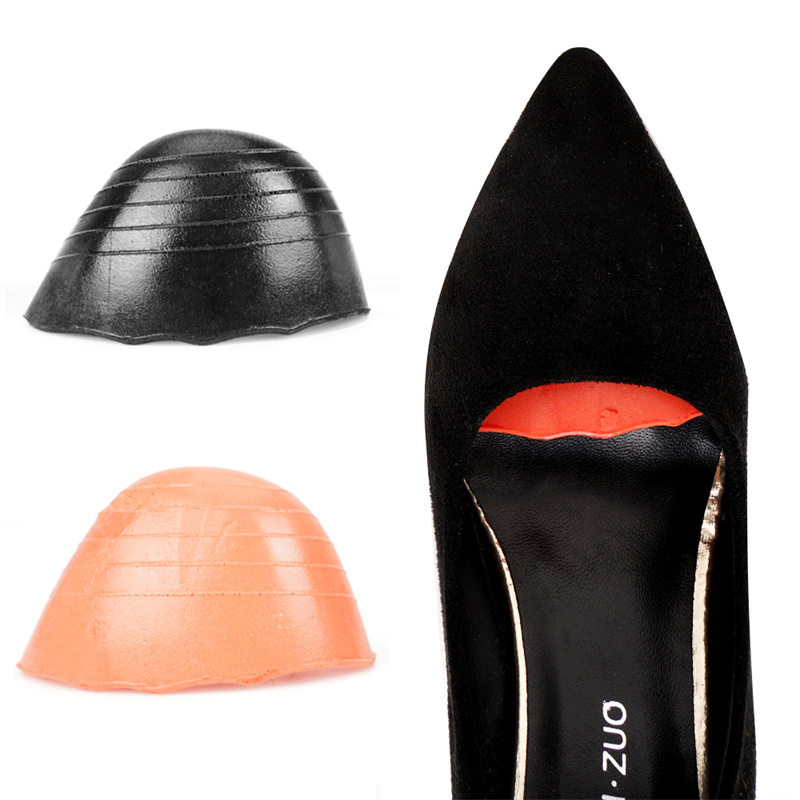Comfortable, convenient, soft, and does not hurt the toe of a high-heeled shoe